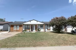 701 Sweetbriar, Lewisville, TX 75067 - Photo 2