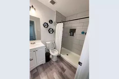 701 Sweetbriar, Lewisville, TX 75067 - Photo 14