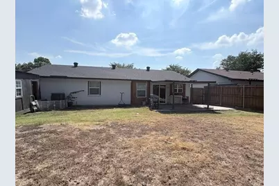701 Sweetbriar, Lewisville, TX 75067 - Photo 24