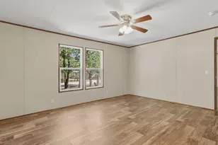 106 Summers Cir, Azle, TX 76020 - Photo 12