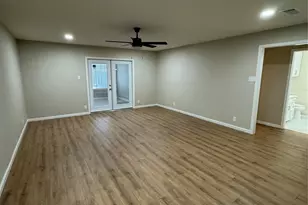 614 W Woodard St, Denison, TX 75020 - Photo 2