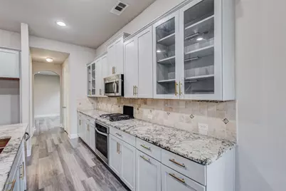 401 Mossy Rock Drive, McKinney, TX 75071 - Photo 14