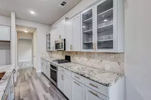 401 Mossy Rock Dr, McKinney, TX 75071 - Photo 14