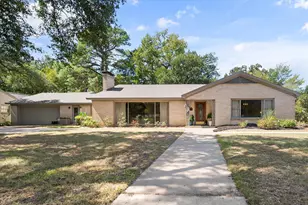 708 S Palestine St, Athens, TX 75751 - Photo 1
