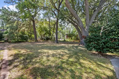 708 S Palestine Street, Athens, TX 75751 - Photo 38