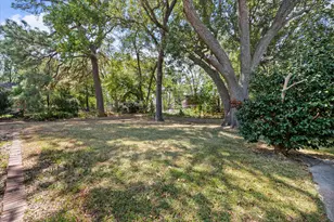 708 S Palestine St, Athens, TX 75751 - Photo 38