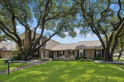 7802 Scotia Drive, Dallas, TX 75248 - Photo 2