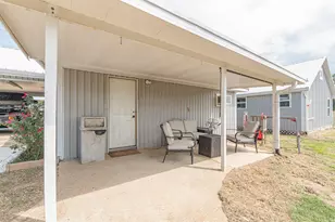 2162 Blackburn Rd, Diana, TX 75640 - Photo 4