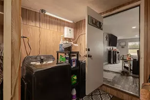 2162 Blackburn Rd, Diana, TX 75640 - Photo 22
