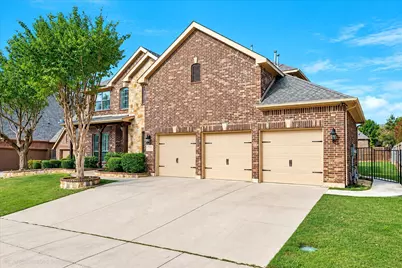 9705 Bowman Drive, Fort Worth, TX 76244 - Photo 2