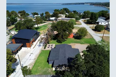 203 Evans Street, Lake Bridgeport, TX 76426 - Photo 20