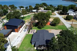 203 Evans St, Lake Bridgeport, TX 76426 - Photo 20