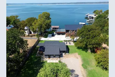 203 Evans Street, Lake Bridgeport, TX 76426 - Photo 18