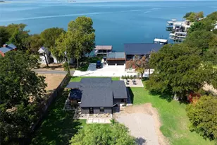 203 Evans St, Lake Bridgeport, TX 76426 - Photo 18