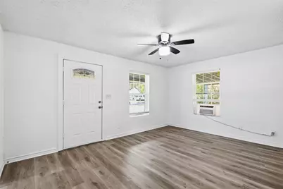 1916 Liberty Street, Bonham, TX 75418 - Photo 6