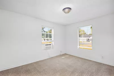 1916 Liberty Street, Bonham, TX 75418 - Photo 10