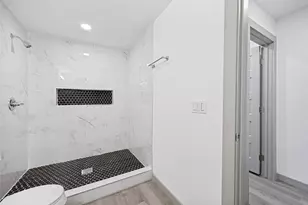 3411 Ashcroft Ct, Irving, TX 75062 - Photo 16