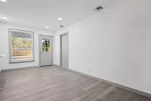 3411 Ashcroft Ct, Irving, TX 75062 - Photo 8