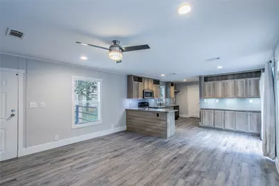 6612 Timberhaven Court, Granbury, TX 76049 - Photo 8