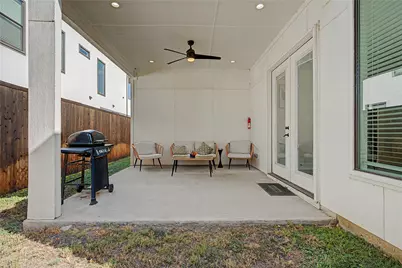 1902 Nomas Street, Dallas, TX 75212 - Photo 32