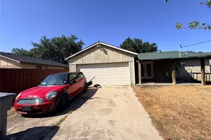 7116 Chinaberry Rd, Dallas, TX 75249 - Photo 6