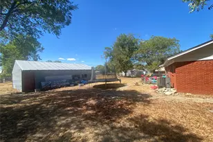 445 Hoffman Dr, Dublin, TX 76446 - Photo 6