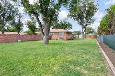 120 N 15th Avenue, Munday, TX 76371 - Photo 22