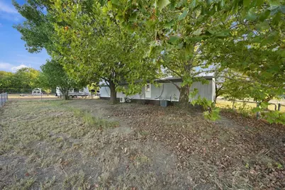 1206 Toby Street, Alvarado, TX 76009 - Photo 32