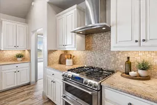 12953 Flow Rd, Krum, TX 76249 - Photo 8