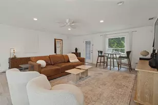 3811 Eaton Dr, Dallas, TX 75220 - Photo 8