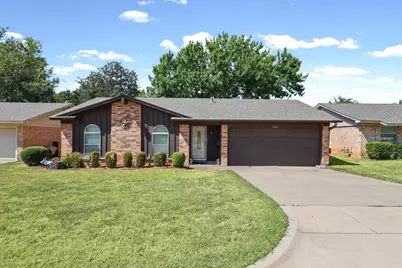 409 Arthur Drive, Hurst, TX 76053 - Photo 2