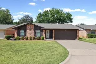 409 Arthur Dr, Hurst, TX 76053 - Photo 2