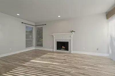 7 Dewberry Court, Bedford, TX 76021 - Photo 6