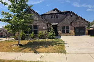 220 Northern Star Ct, Little Elm, TX 75068 - Photo 2