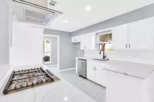 2615 Dove Creek Ln, Carrollton, TX 75006 - Photo 14