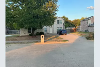 1340 Lake Grove Lane, DeSoto, TX 75115 - Photo 2