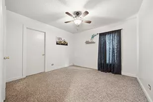 129 Victory Dr, Beverly Hills, TX 76711 - Photo 14