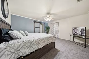 129 Victory Dr, Beverly Hills, TX 76711 - Photo 16