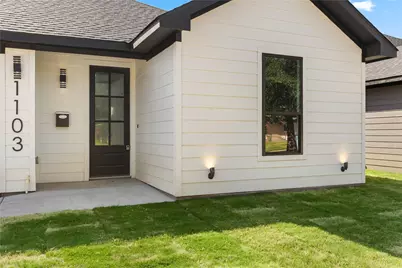 1103 Monroe Street, Wichita Falls, TX 76309 - Photo 2