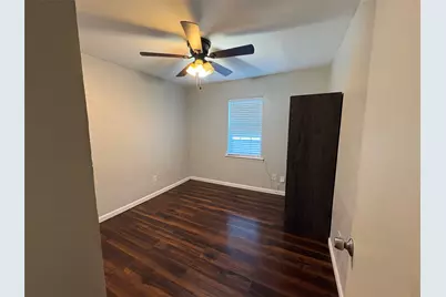 6907 Atha, Dallas, TX 75217 - Photo 4