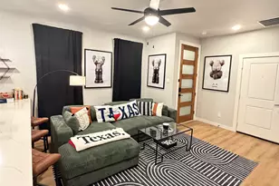 1654 Hudspeth Ave, Dallas, TX 75216 - Photo 2