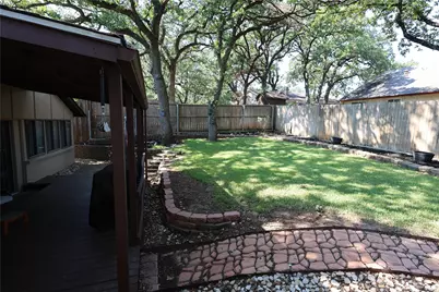 2813 Meandering Way, Bedford, TX 76021 - Photo 36