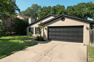 2813 Meandering Way, Bedford, TX 76021 - Photo 4