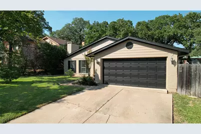 2813 Meandering Way, Bedford, TX 76021 - Photo 4