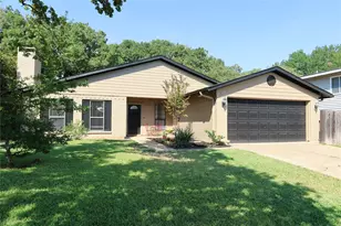 2813 Meandering Way, Bedford, TX 76021 - Photo 2