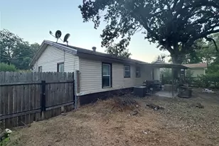 607 N Norma Dr, Lacy Lakeview, TX 76705 - Photo 6