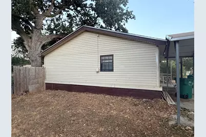 607 N Norma Drive, Lacy Lakeview, TX 76705 - Photo 4
