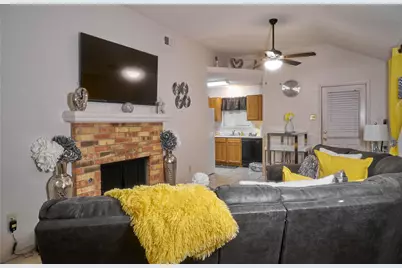 8678 Holly Street, Frisco, TX 75034 - Photo 6