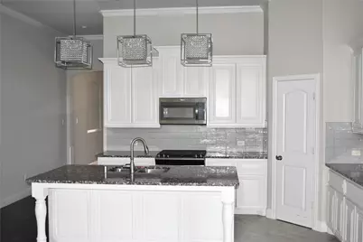 1009 Olivia Drive, Lewisville, TX 75067 - Photo 8