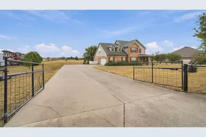 1865 Old Maypearl Road, Waxahachie, TX 75167 - Photo 4